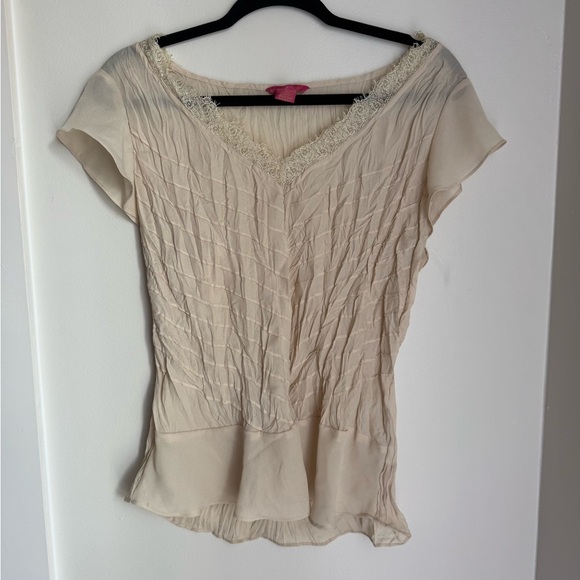 Sunny Leigh Cream Textured Blouse - Picture 1 of 4